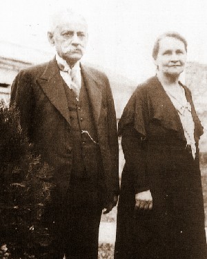 Anastasio Alfaro con su esposa